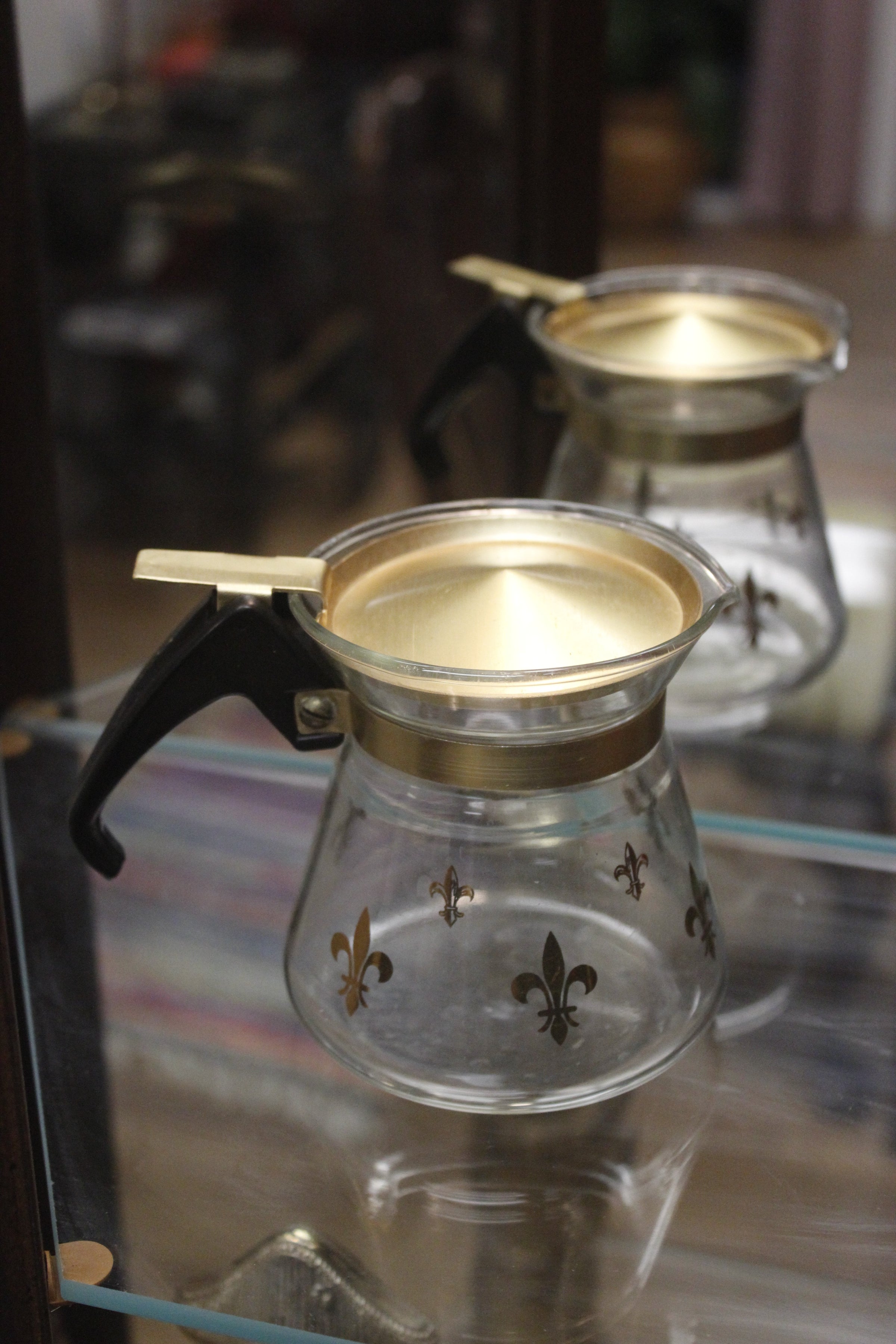 Pyrex Gold Leaf Coffee Pot